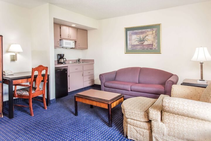 Room 16 of 17