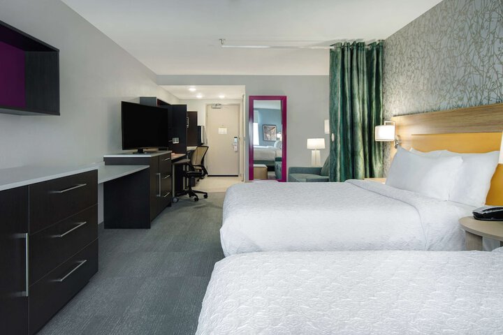 Room 21 of 44