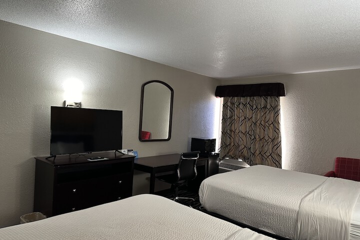 Room 12 of 13