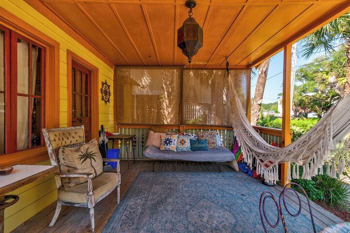 Beachside Boutique Inn – Folly Beach Rooms & Private Cottages