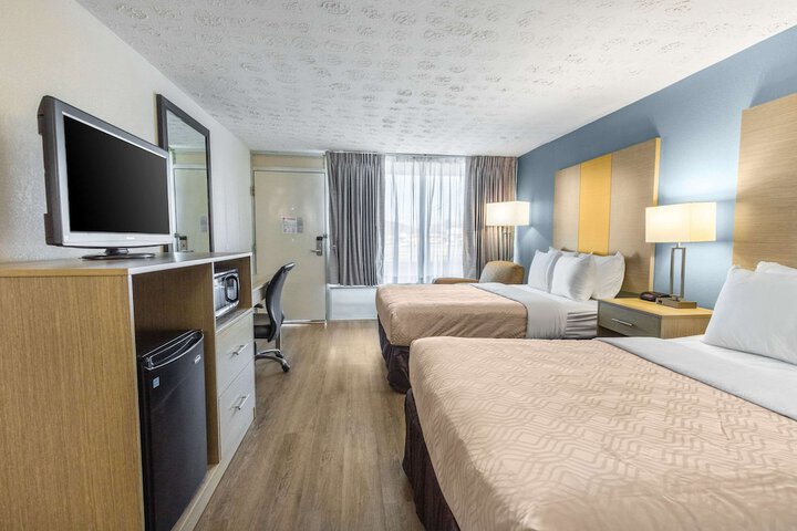 Room 34 of 35
