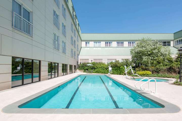 Pool 4 of 42