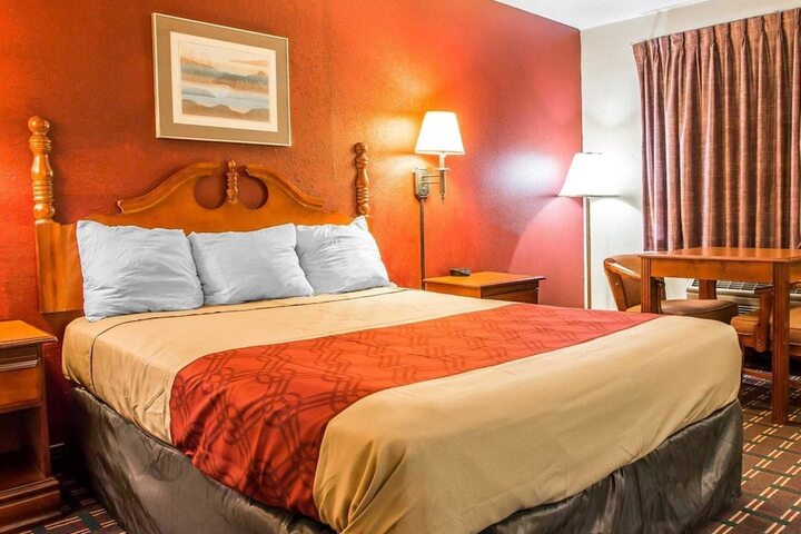 Room 20 of 29