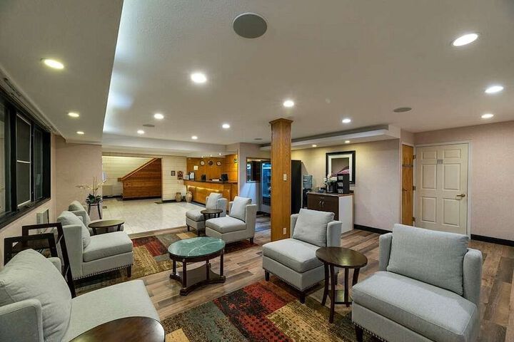 Prestige Riverside Lodge