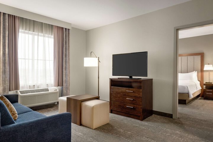 Room 14 of 27