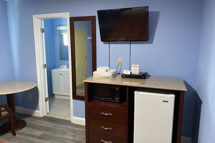 Room 60 of 95