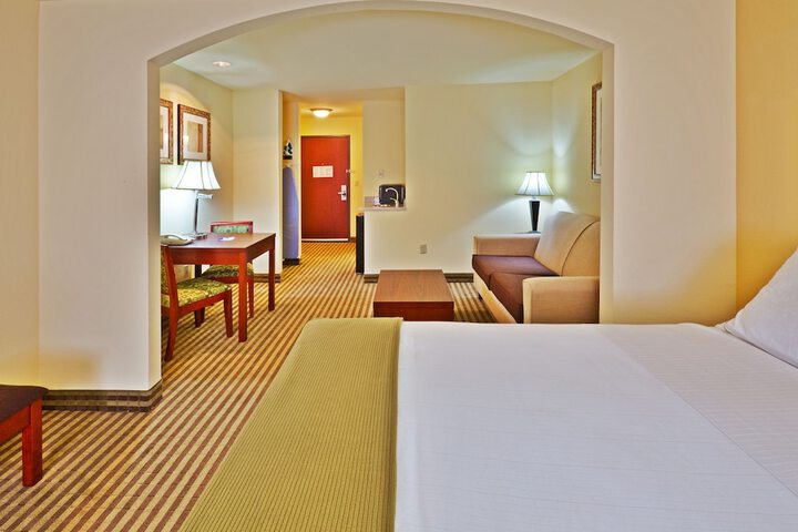 Room 8 of 58