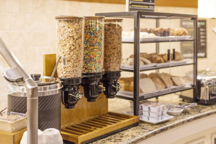 Breakfast/Coffee Service 63 of 72