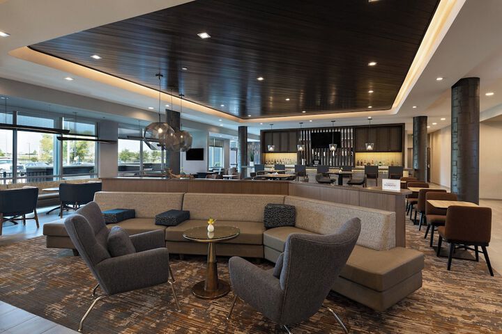 Hotel Interior 11 of 31
