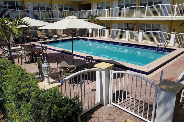 Pool 14 of 130