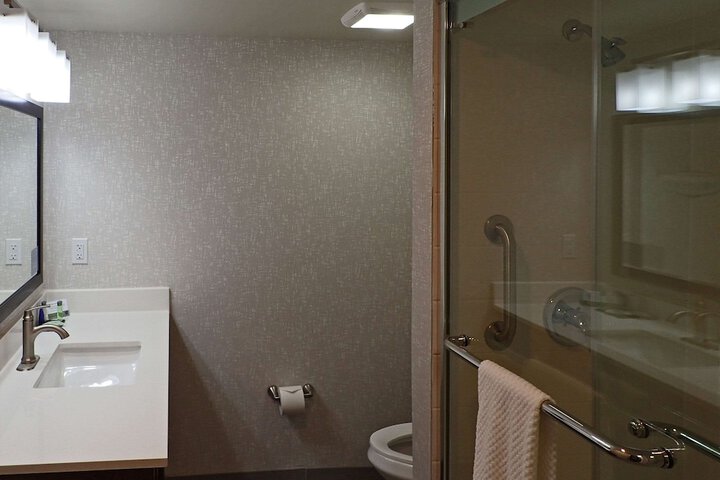 Room 18 of 20