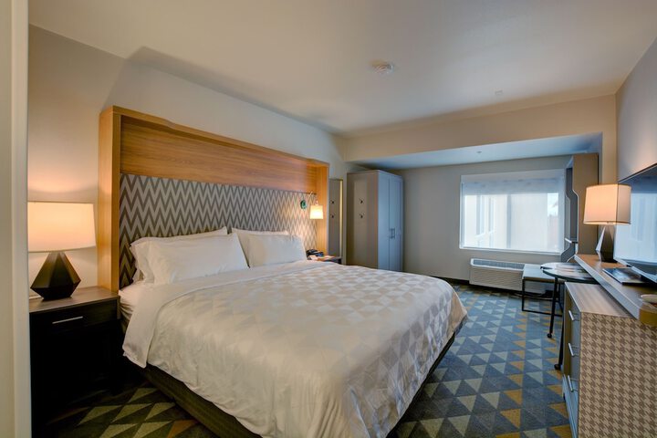 Holiday Inn Salem by IHG