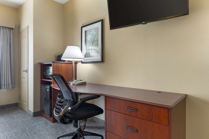 Best Western Franklin Town Center Hotel & Suites