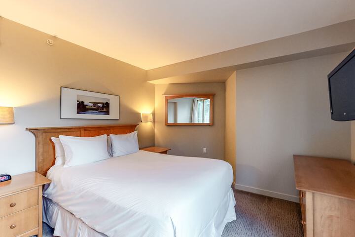 Whistler Peak Lodge