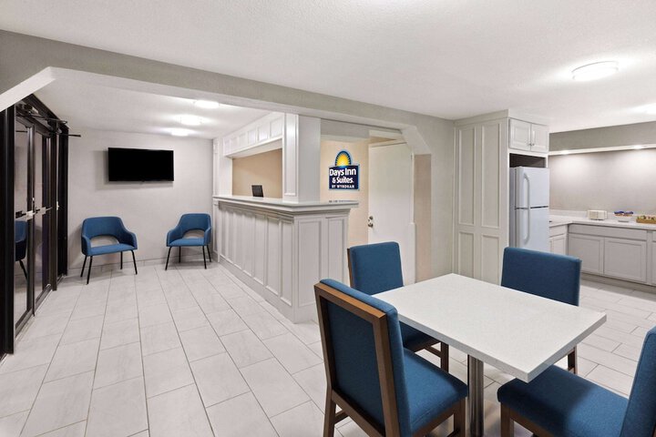 Hotel Interior 11 of 26