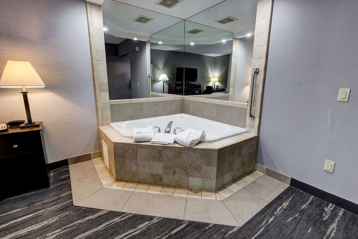 Hampton Inn & Suites by Hilton Brantford Conference Centre