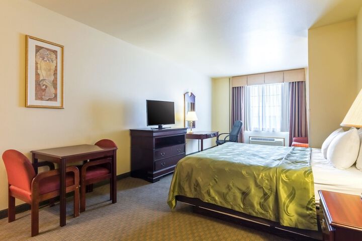 Quality Inn & Suites Alma I-40