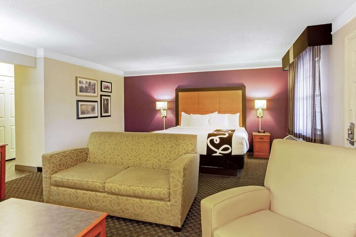 Room 27 of 58