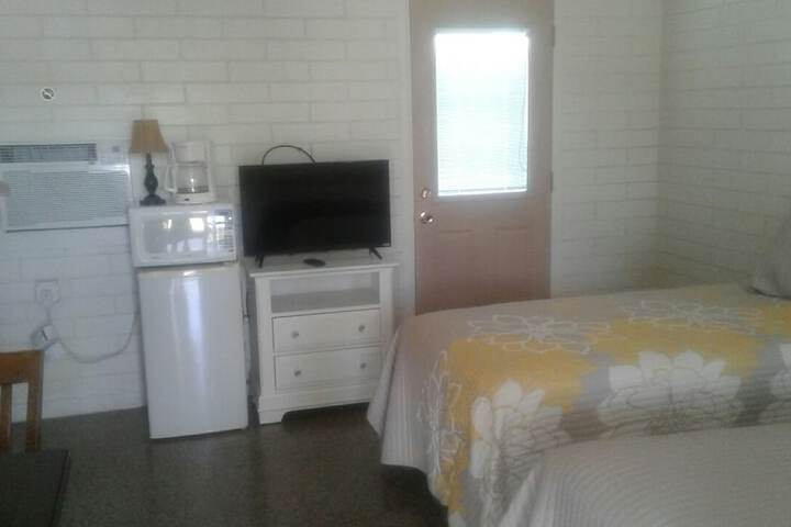 Room 13 of 31