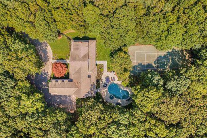 Villa Azeeka - Luxury with pool