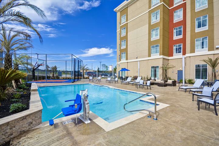 Homewood Suites by Hilton Conroe