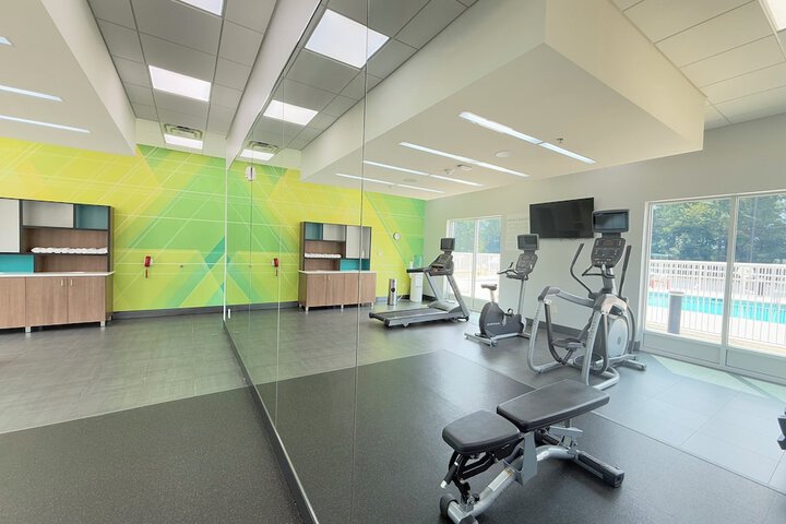Holiday Inn & Suites Fayetteville W-Fort Bragg Area by IHG