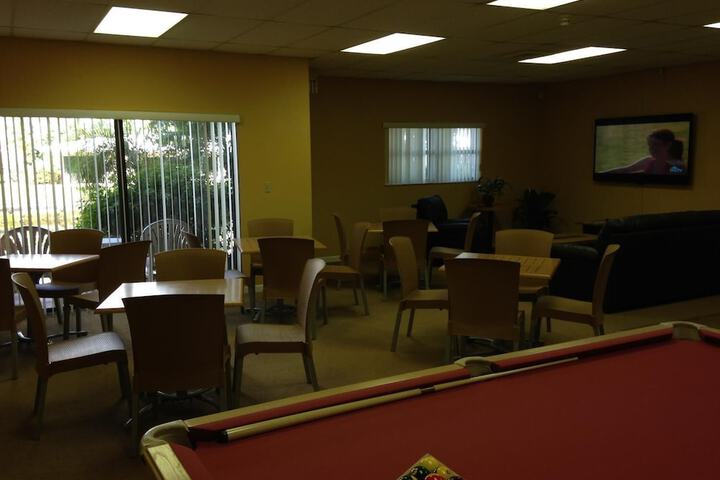 Room 18 of 42