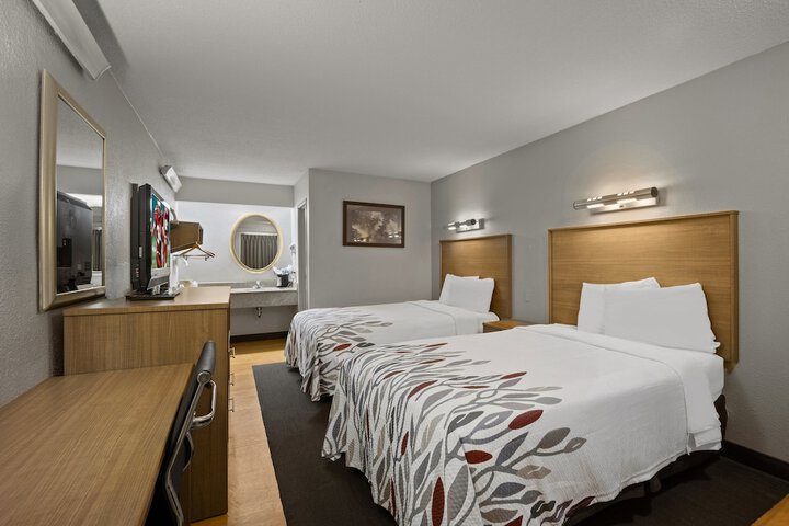 Room 14 of 24