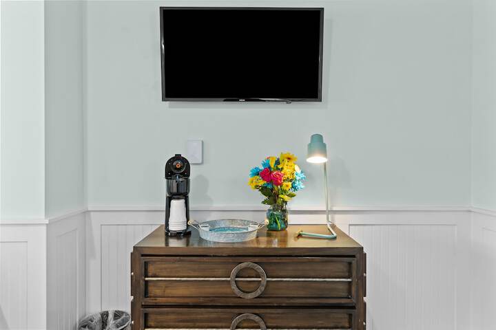 Loggerhead Inn & Suites