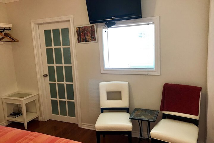 Room 22 of 73