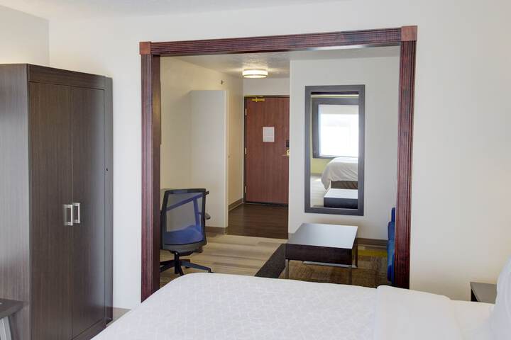 Room 11 of 45