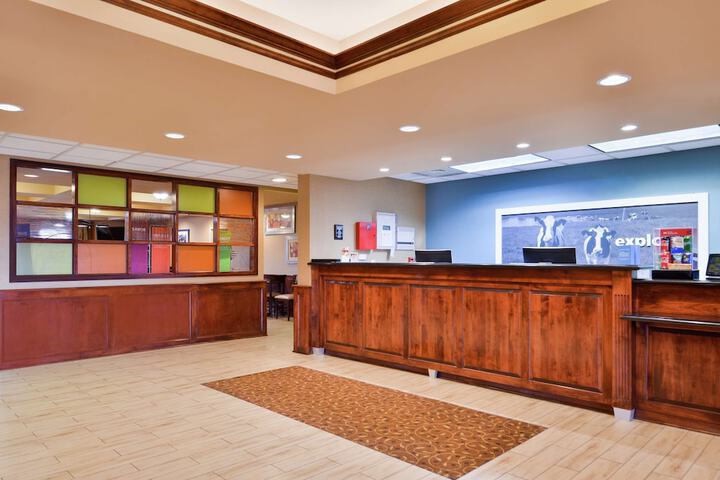 Hotel Interior 6 of 32