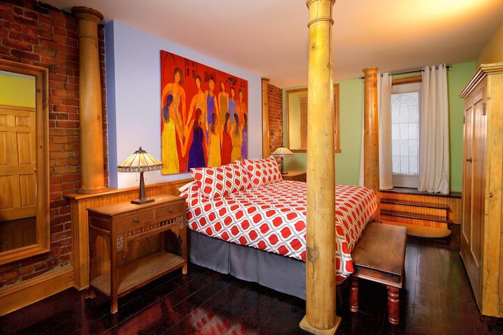 Room 40 of 60