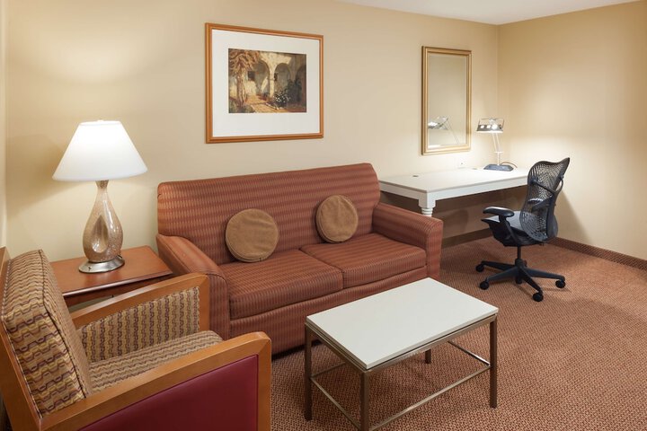 Room 30 of 49