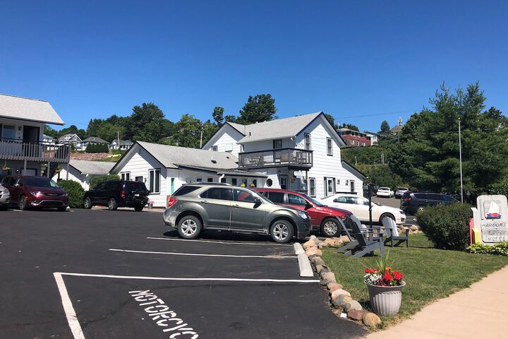 Hotel 4 of 72