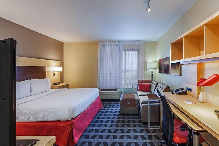 Towneplace Suites by Marriott Broken Arrow