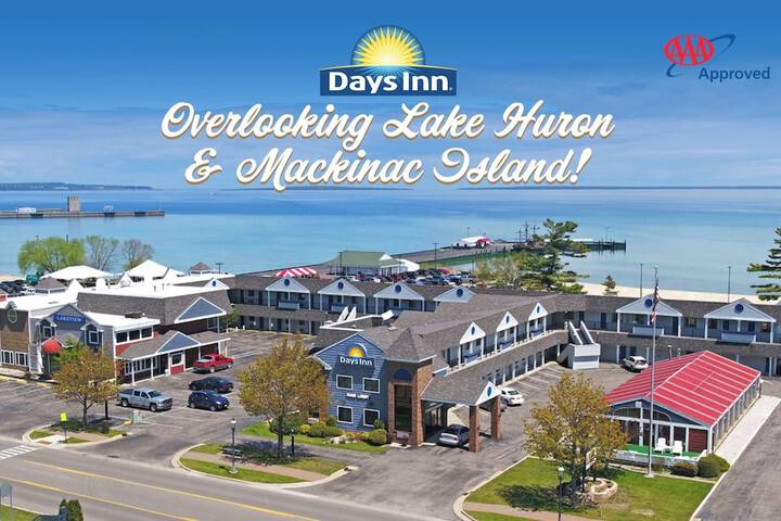 Days Inn by Wyndham Mackinaw City - Lakeview