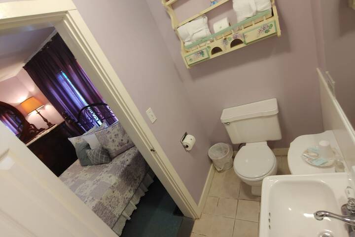 Room 112 of 182