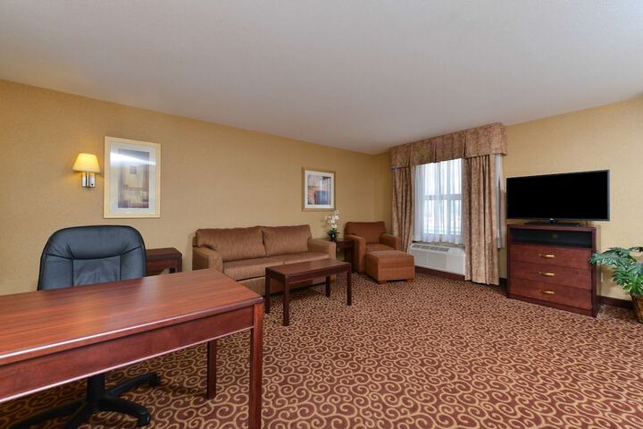 Room 17 of 25