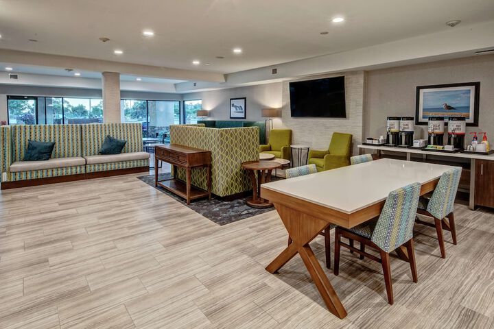 Hotel Interior 10 of 31