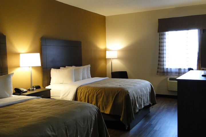 Room 20 of 27