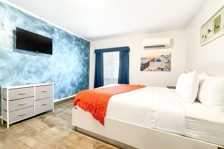 Room 16 of 25