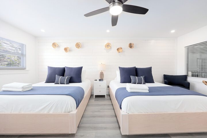 Siesta Key Beach Resort and Suites