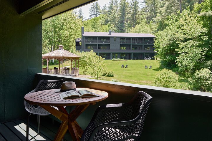 Bluebird Cady Hill Lodge