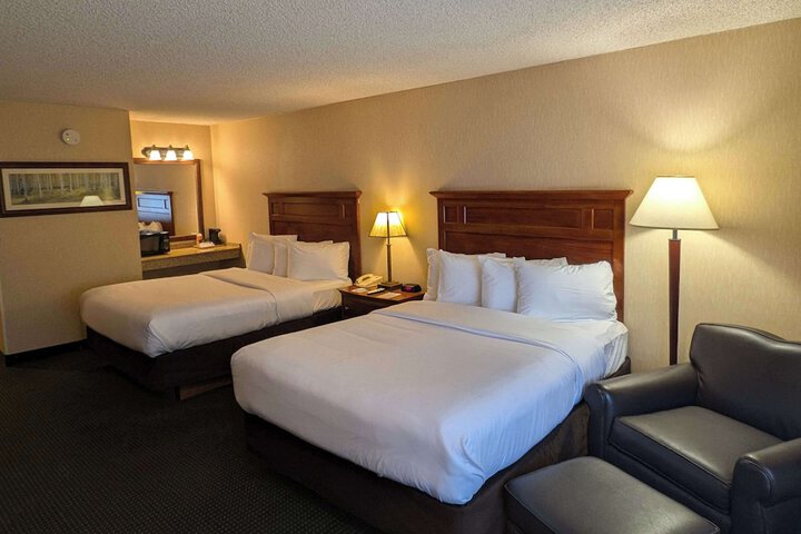 Room 10 of 35