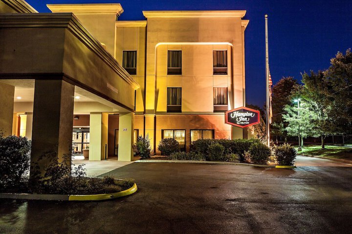 Hotel 6 of 75
