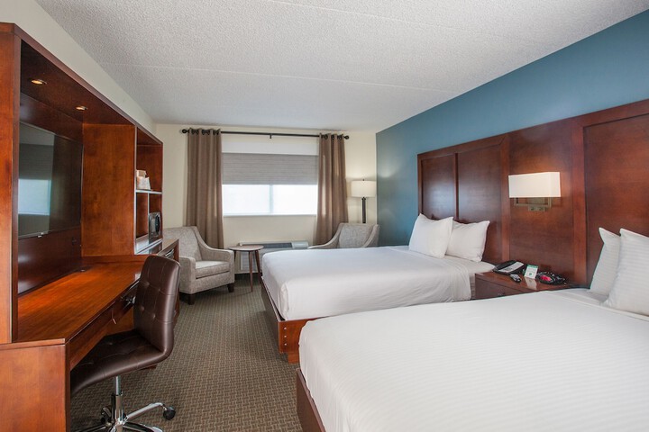 Room 40 of 64