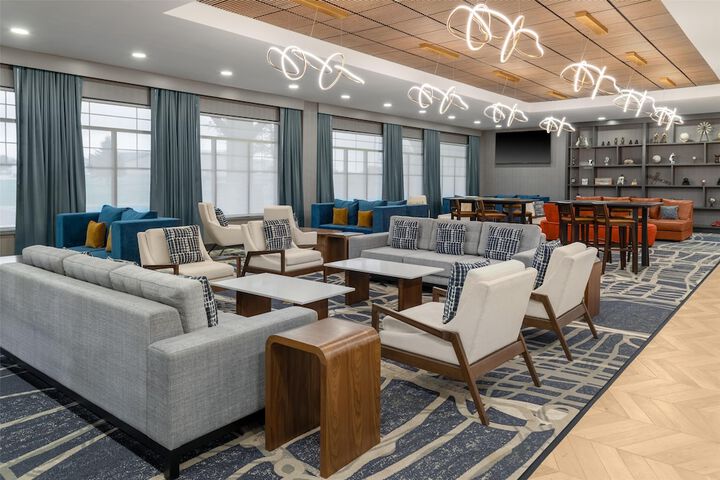 DoubleTree by Hilton Owatonna