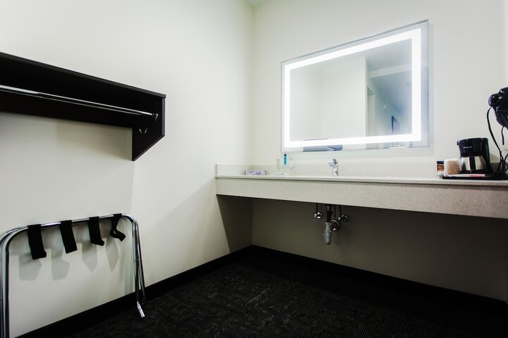 Room 44 of 69