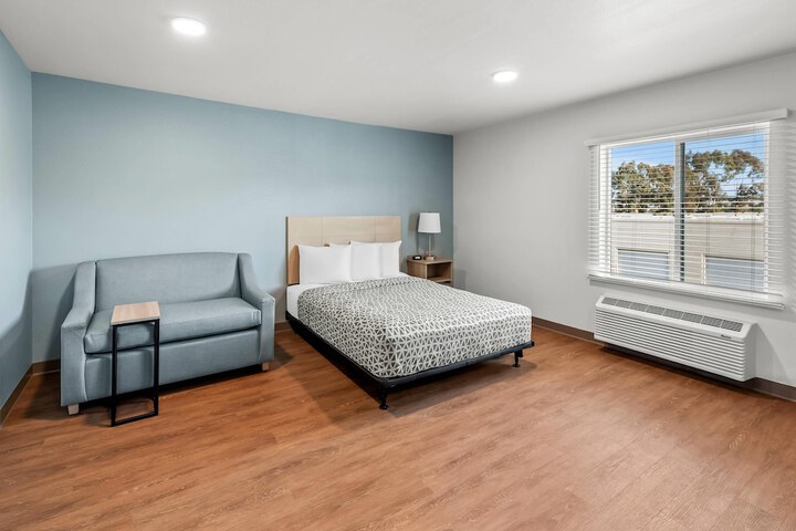 WoodSpring Suites Santee - San Diego Northeast